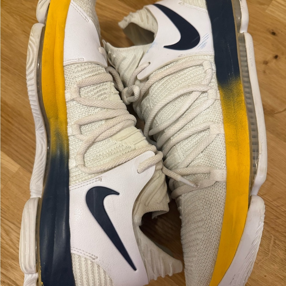 Nike KD 10 WVU West Virginia University Promo Size 15